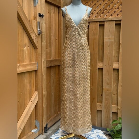 🆕 BRONX & BANCO 🧿 NWOT Allegra Gold Sequin & Beaded Maxi Dress, Sz L US 8 - Picture 4 of 16